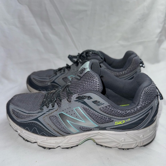 New Balance Women\'s 510v3 trail running shoes in gray size 7.5